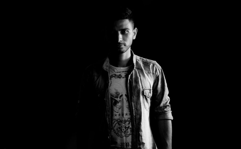 男の匂いを抑える体臭対策に効果的なシャンプーは？