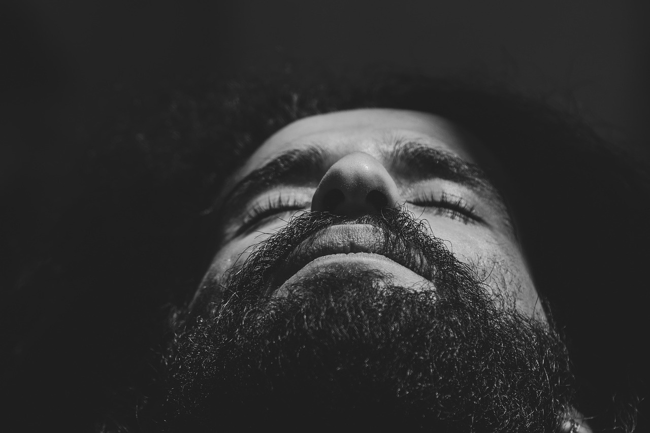 男の匂いを気にするためのエチケットケア方法は？