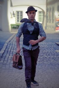 男の匂いを気にする方必見！体臭予防におすすめのグッズは？