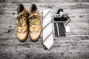 夏の汗対策に最適なメンズ向けアイテムは？